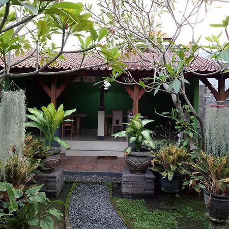Buyan Homestay Sanur Exterior foto